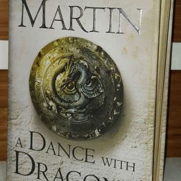 Game of Thrones : A Dance with Dragons - Hardcover