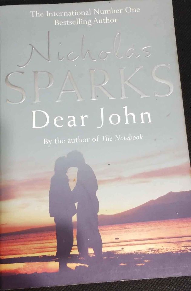 Nicholas Sparks : Dear John